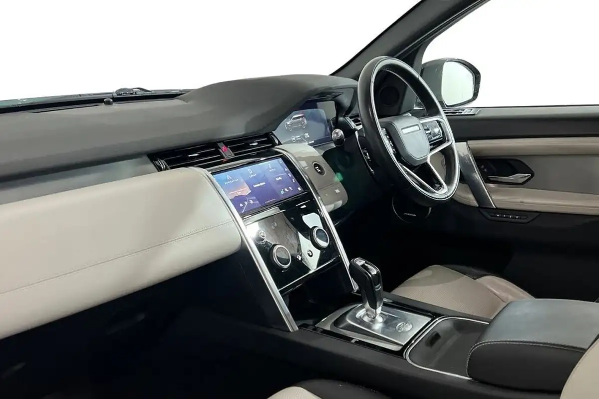 2021-land-rover-discovery-sport-15-p300e-r-dynamic-hse-big-10