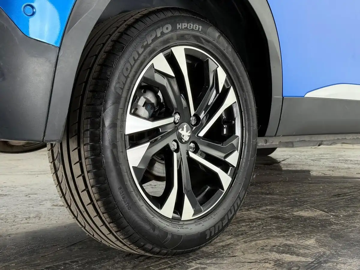 2022-peugeot-2008-suv-12-puretech-gt-eat8-big-11