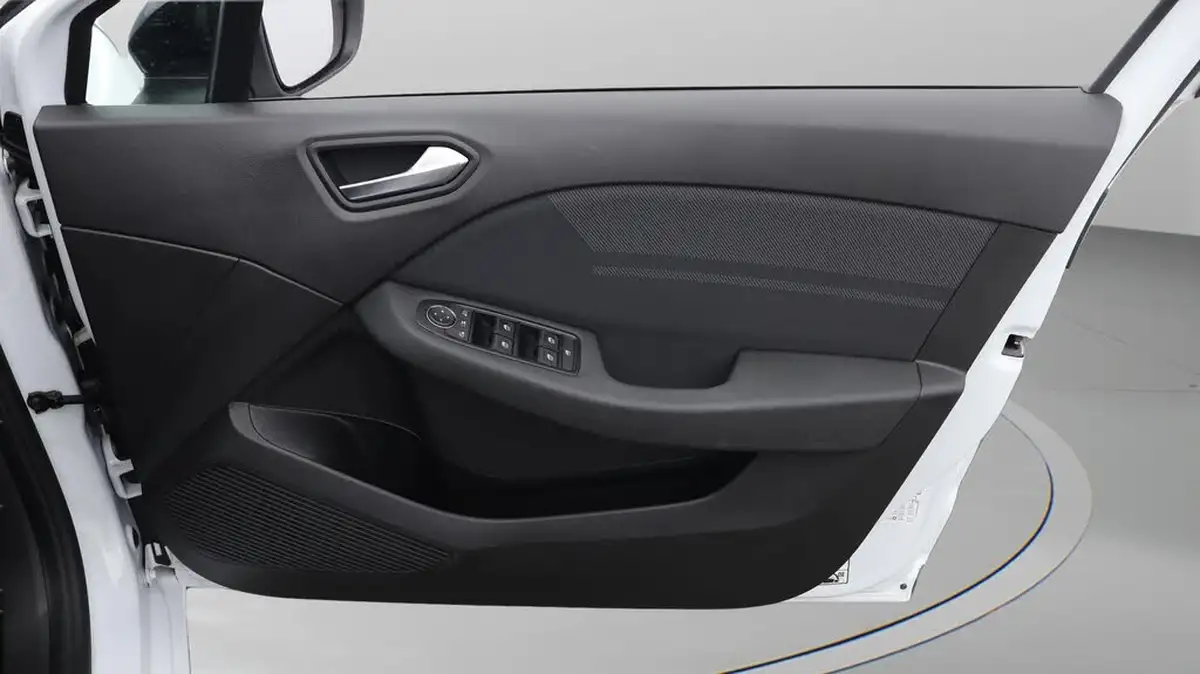 2024-renault-clio-16-esprit-alpine-big-15