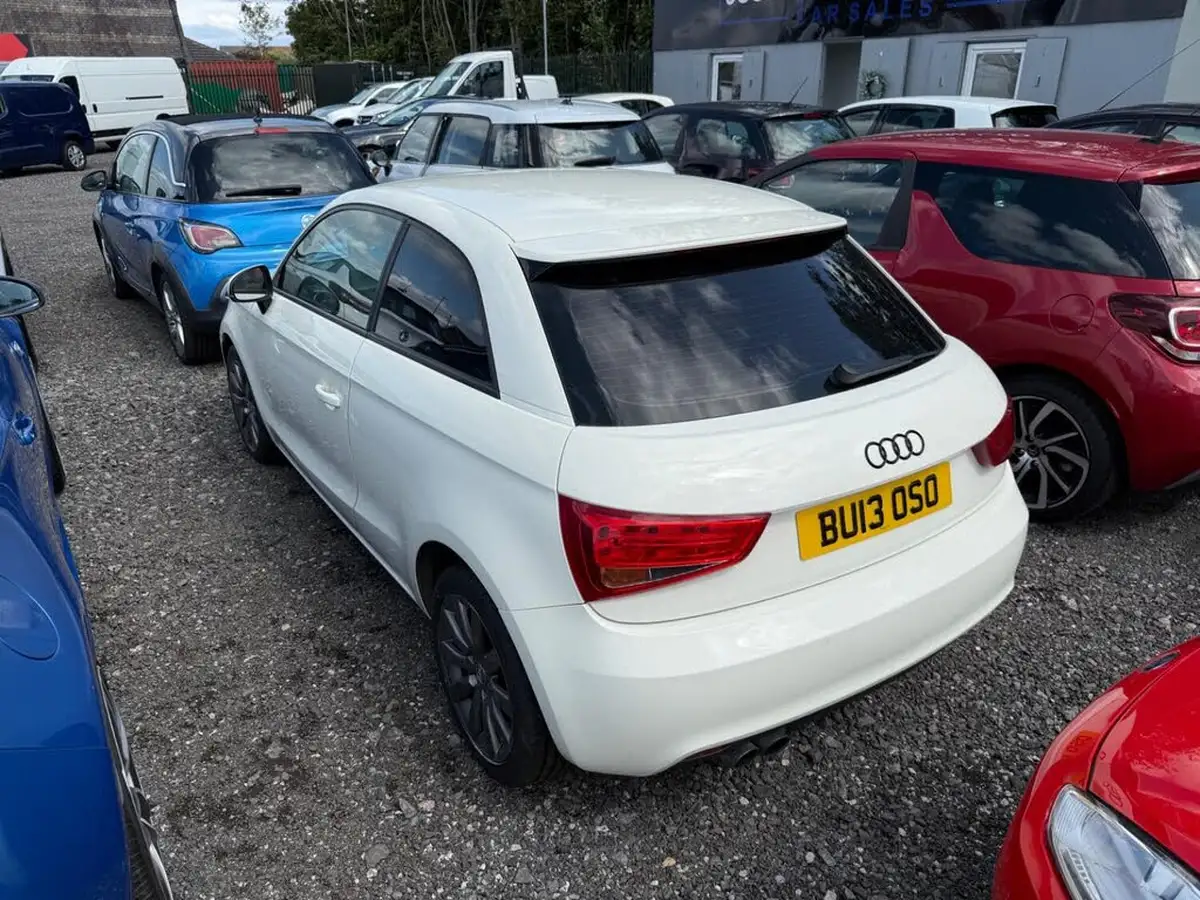 2013-audi-a1-14-sport-tfsi-122ps-hatchback-3d-1390cc-big-15