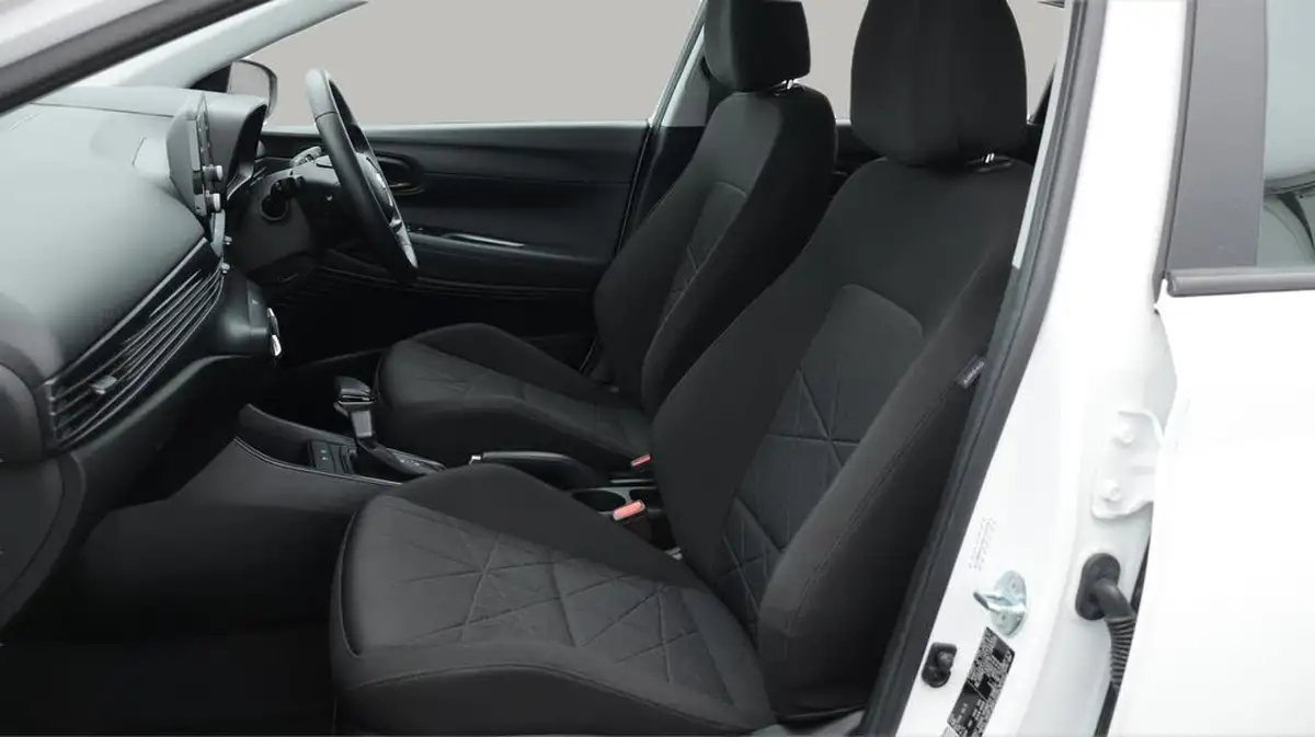 2022-hyundai-bayon-10-t-gdi-se-connect-dct-big-14