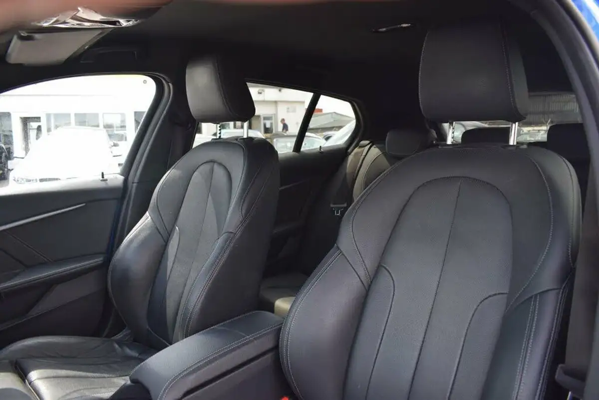 2020-bmw-1-series-20td-120d-xdrive-m-sport-big-13