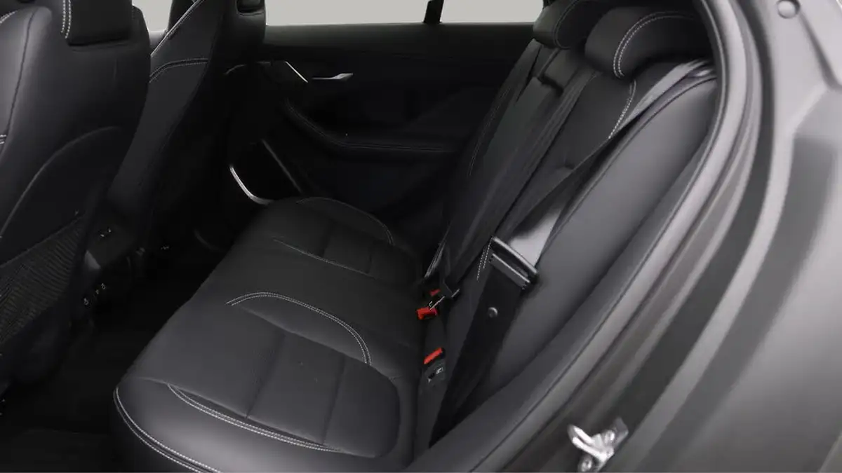 2022-jaguar-i-pace-ev400-hse-black-big-24