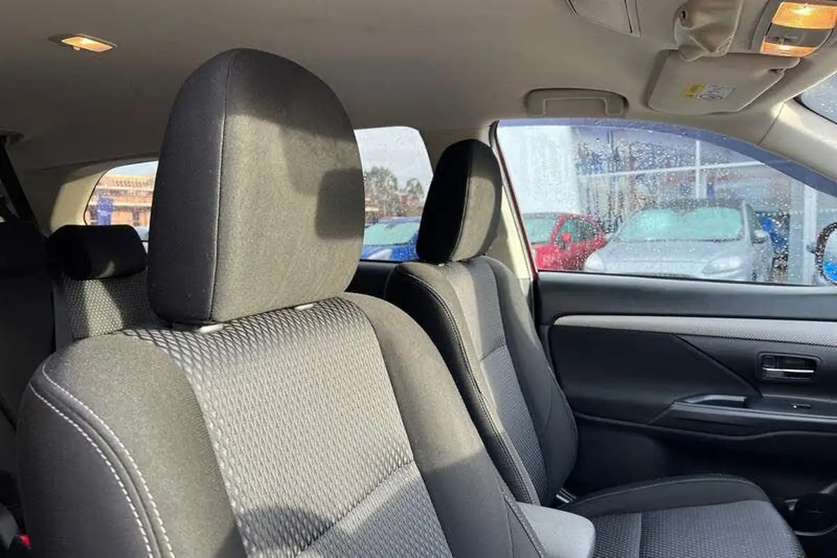 2018-mitsubishi-outlander-22di-d-3-auto-big-16