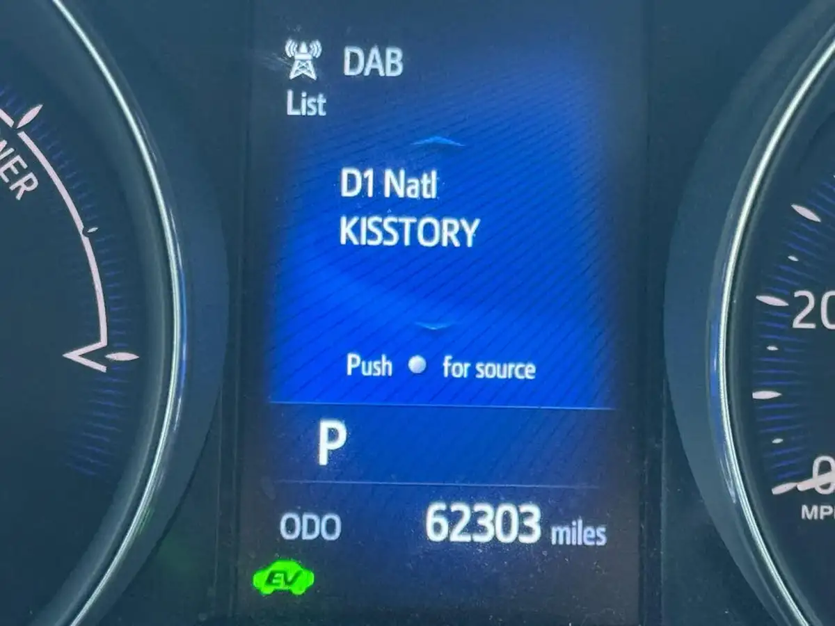 2018-toyota-c-hr-18-vvt-i-dynamic-big-46