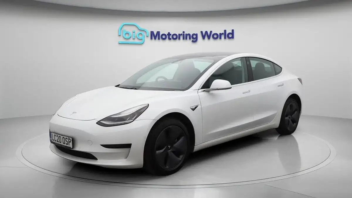 2020-tesla-model-3-e-standard-plus-big-3