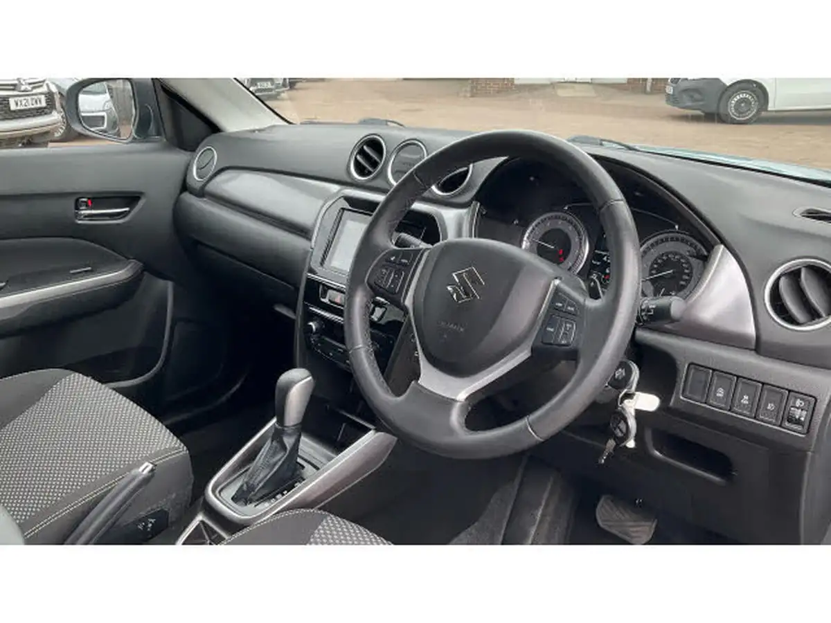 2020-suzuki-vitara-14-boosterjet-sz-t-140ps-auto-big-10