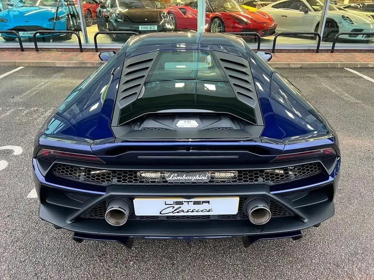 2021-lamborghini-huracan-big-7