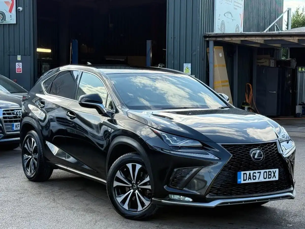 2017-lexus-nx-300h-25-f-sport-big-7