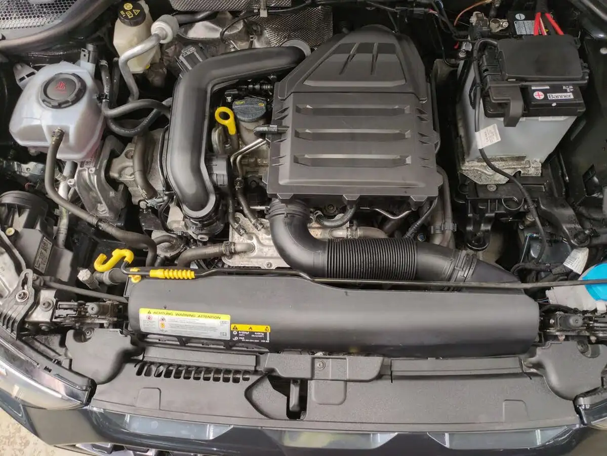2019-audi-a1-10-30-tfsi-sport-ss-big-34
