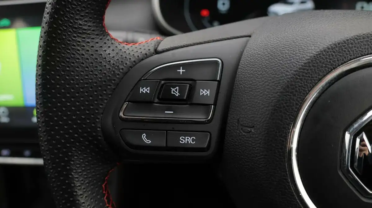 2022-mg-zs-suv-15-vti-tech-exclusive-big-23