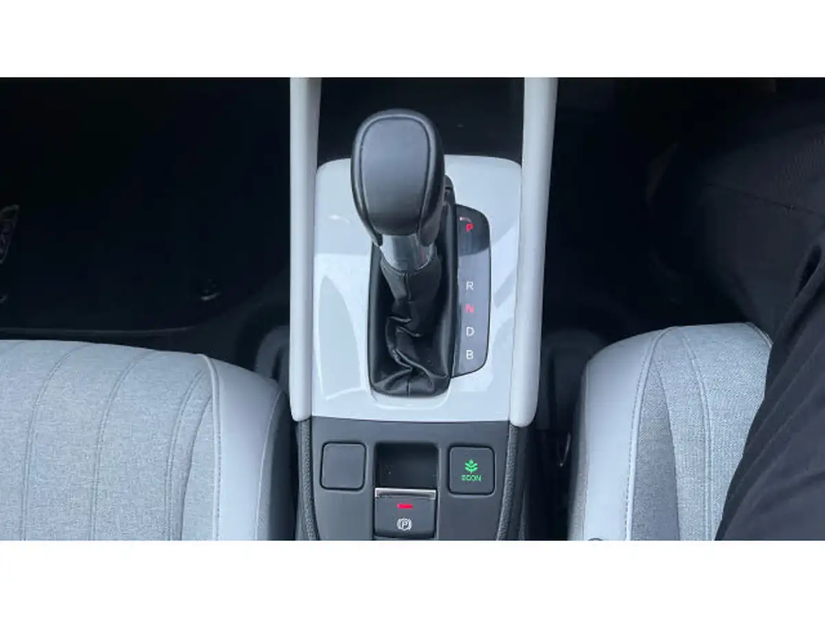 2023-honda-jazz-15-i-mmd-ex-107ps-big-19