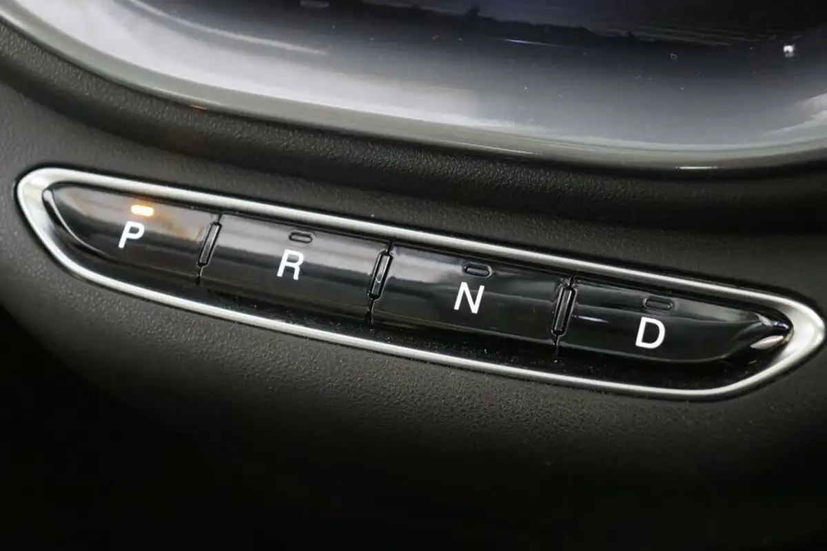 2021-fiat-500-e-la-prima-big-32