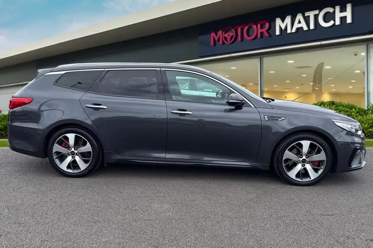 2018-kia-optima-20-t-gdi-gt-big-2