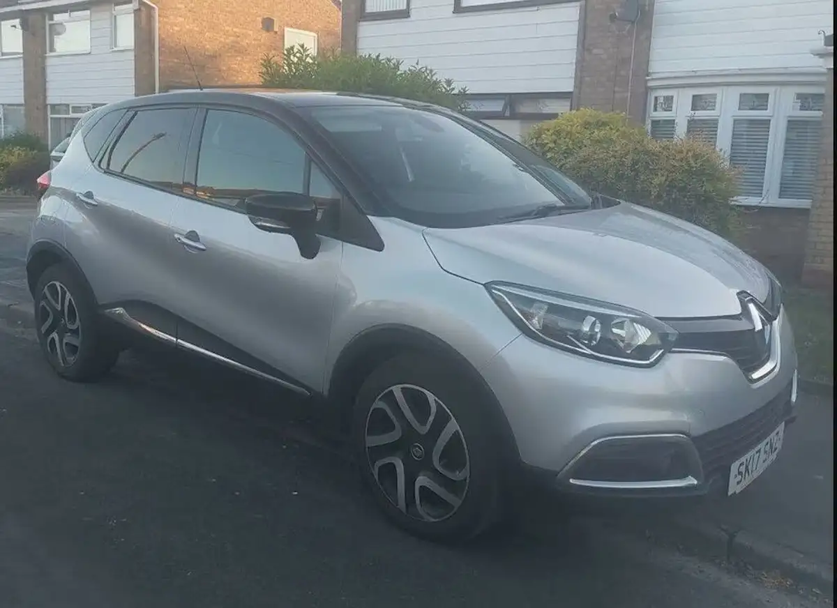 2017-renault-captur-15dci-dynamique-s-nav-90bhp-edc-auto-big-1
