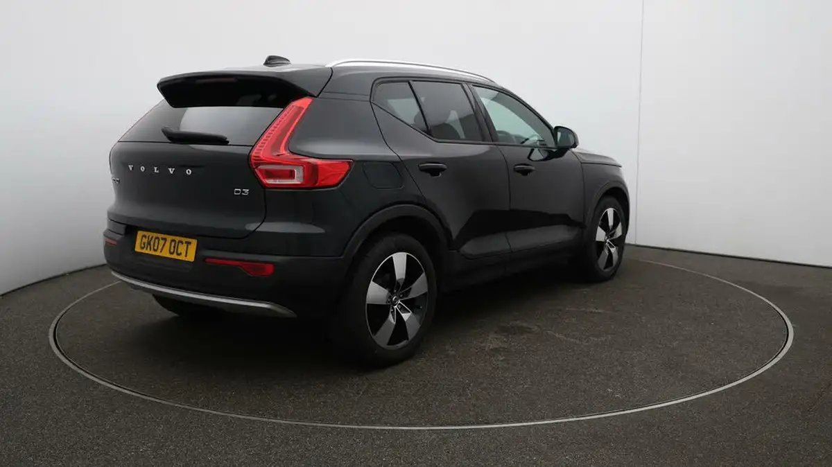 2019-volvo-xc40-20td-d3-momentum-big-53