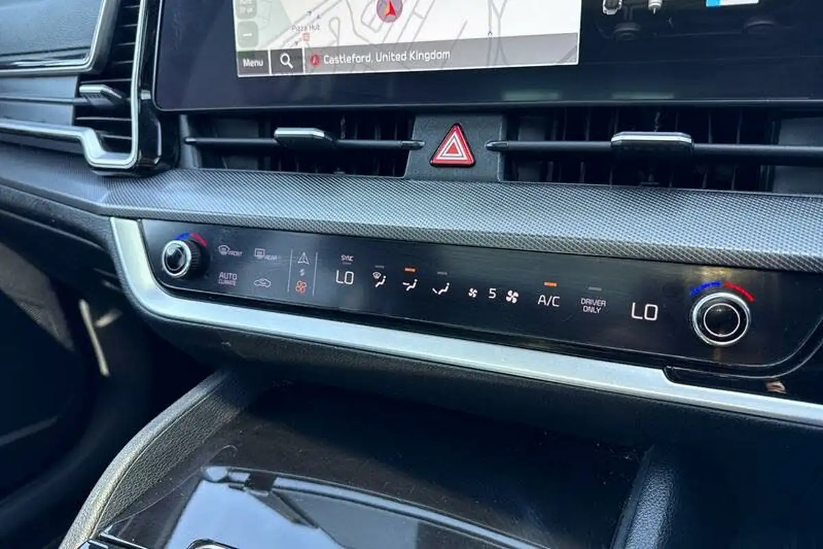 2022-kia-sportage-16-t-gdi-gt-line-s-226bhp-hev-1598cc-auto-big-29