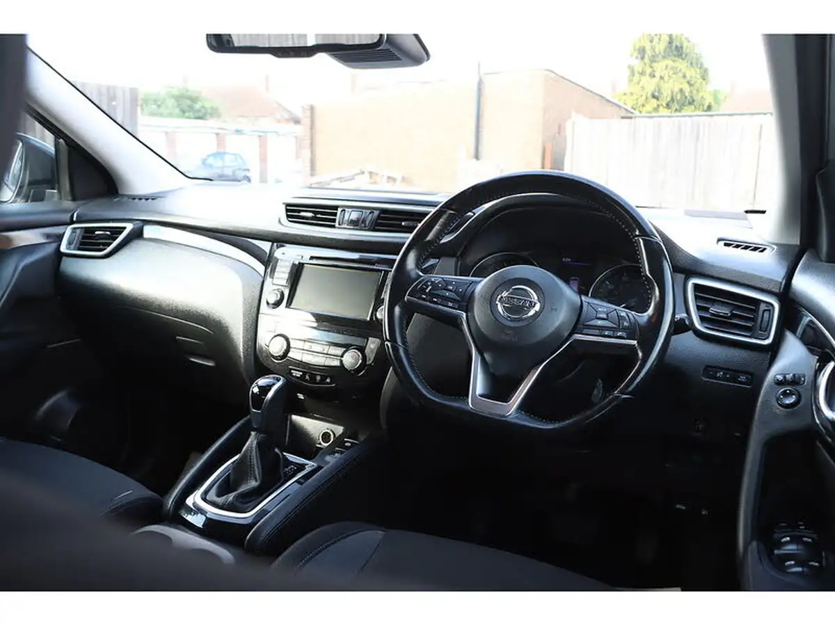 2020-nissan-qashqai-13-dig-t-acenta-premium-160ps-dct-big-27
