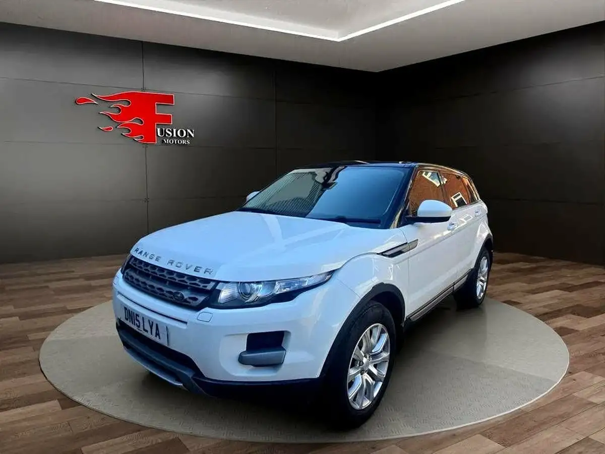 2015-land-rover-range-rover-evoque-22sd4-pure-tech-hatchback-5d-big-0