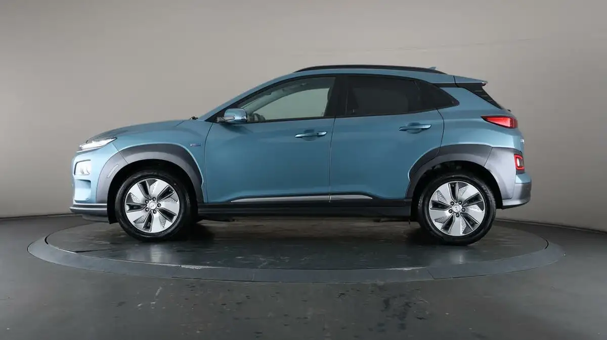 2020-hyundai-kona-e-premium-204ps-big-3
