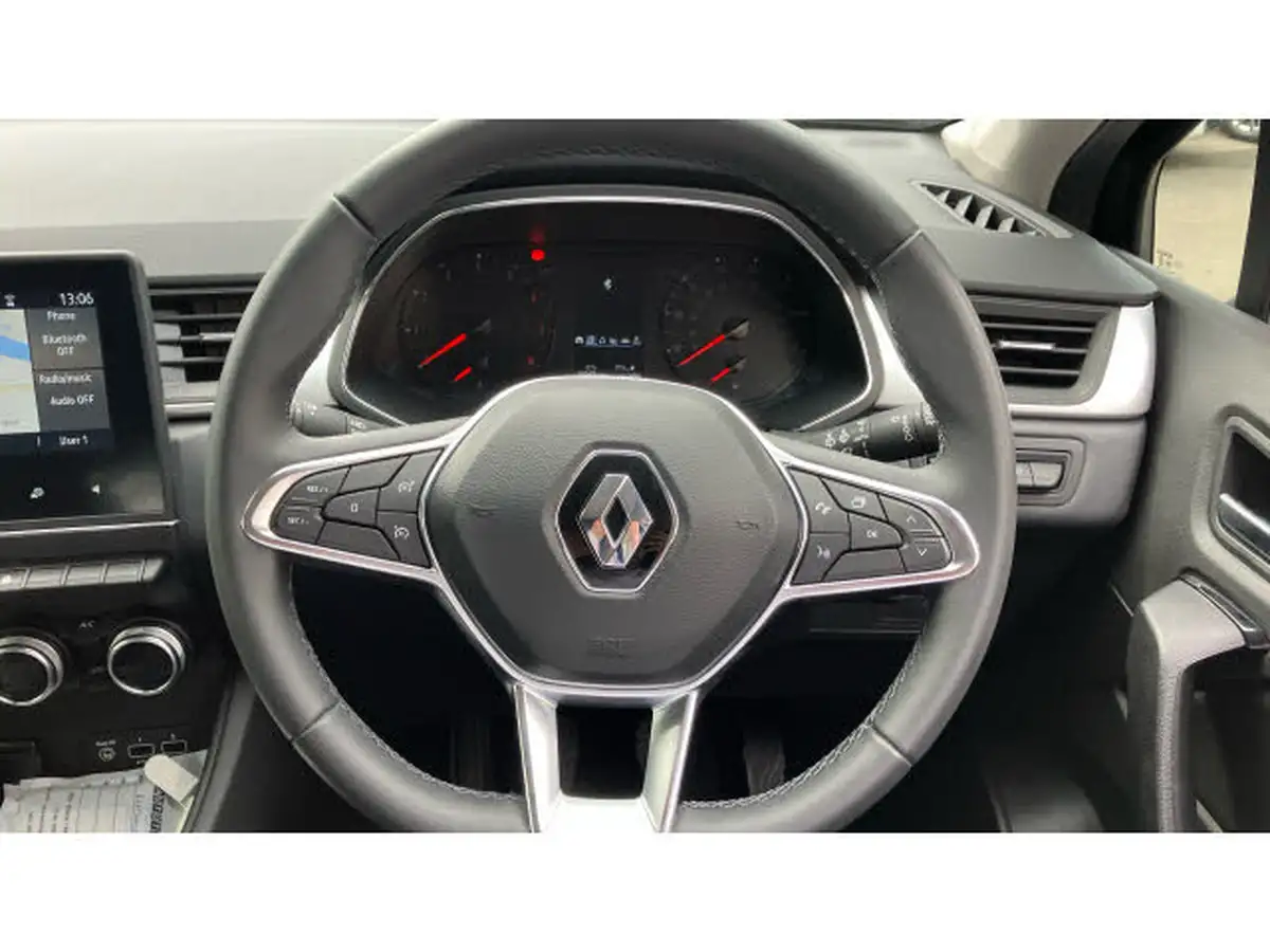 2022-renault-captur-13-tce-iconic-edition-big-16