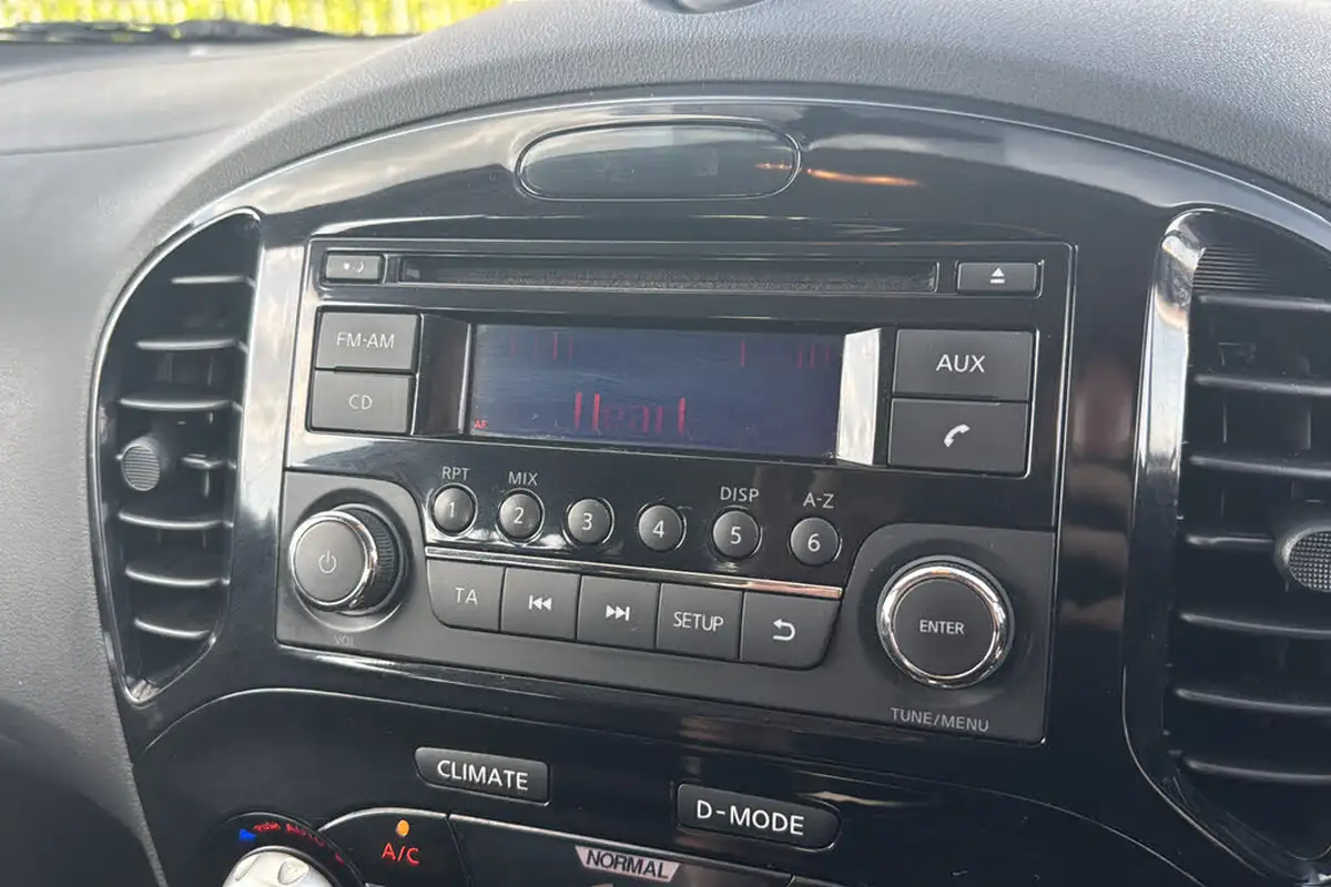 2012-nissan-juke-16-acenta-cvt-big-20