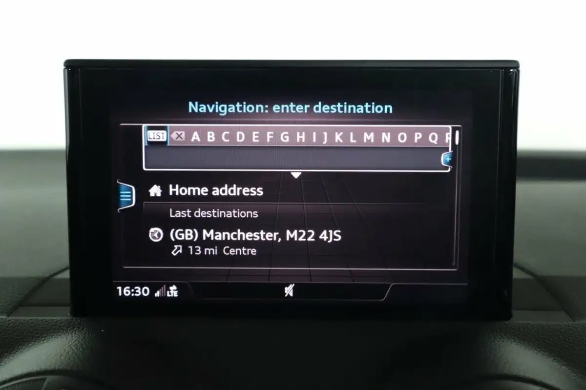 2018-audi-q2-16tdi-s-line-115ps-big-42
