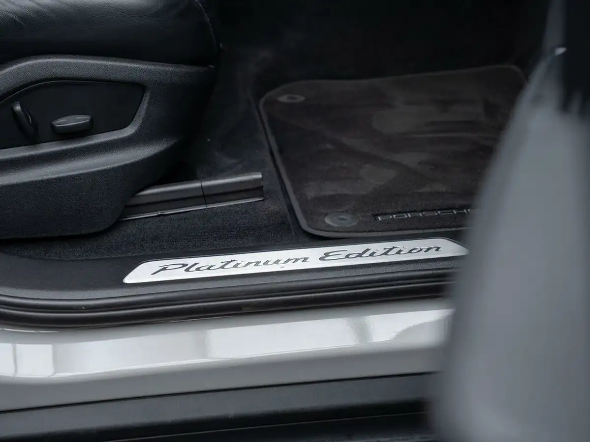 2022-porsche-cayenne-30-v6-e-hybrid-platinum-edition-462ps-station-wagon-big-39