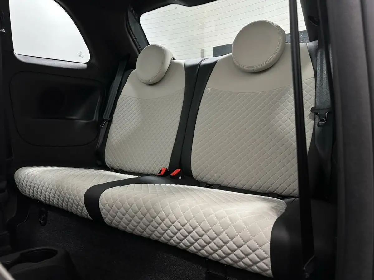 2021-fiat-500-10-dolcevita-big-31