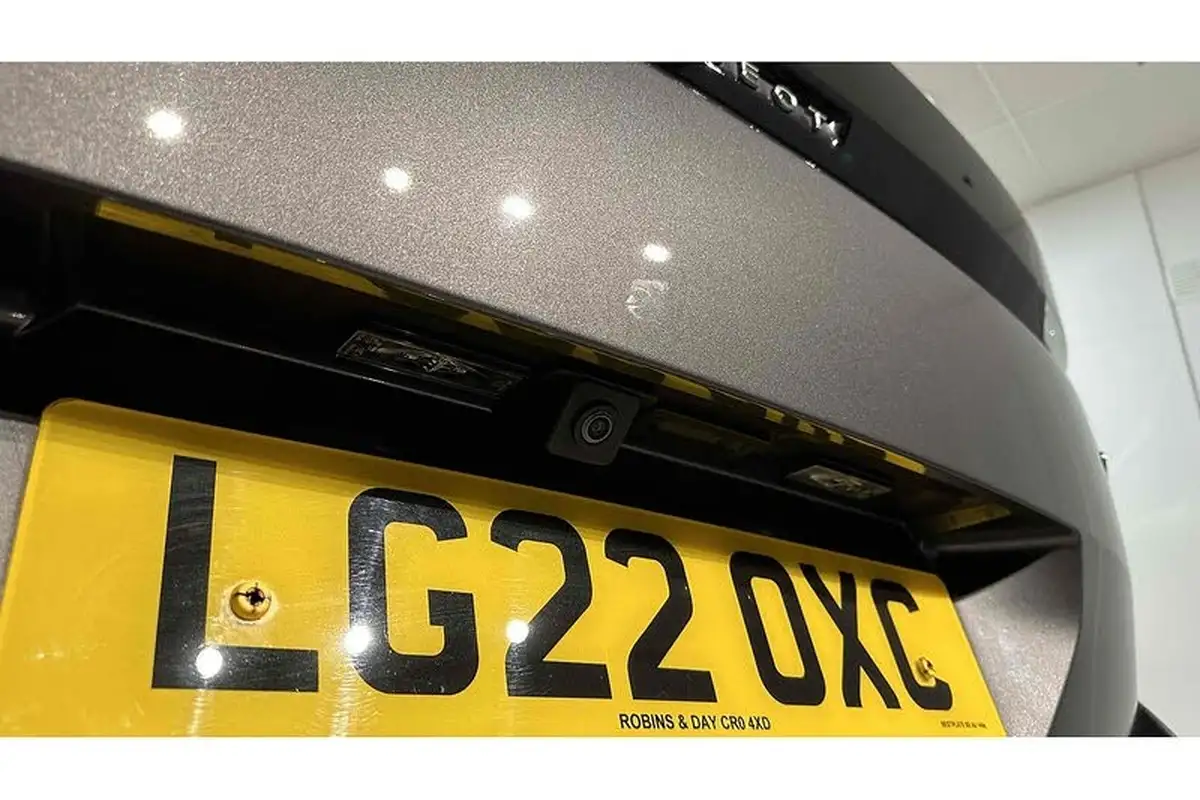 2022-peugeot-5008-suv-12-puretech-gt-premium-big-19