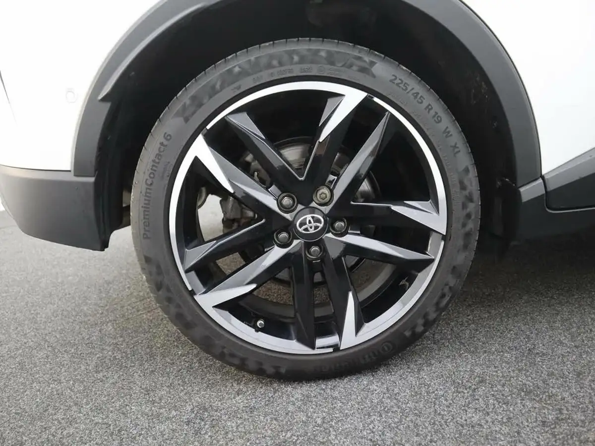 2023-toyota-c-hr-20-vvt-i-gr-sport-181bhp-big-6