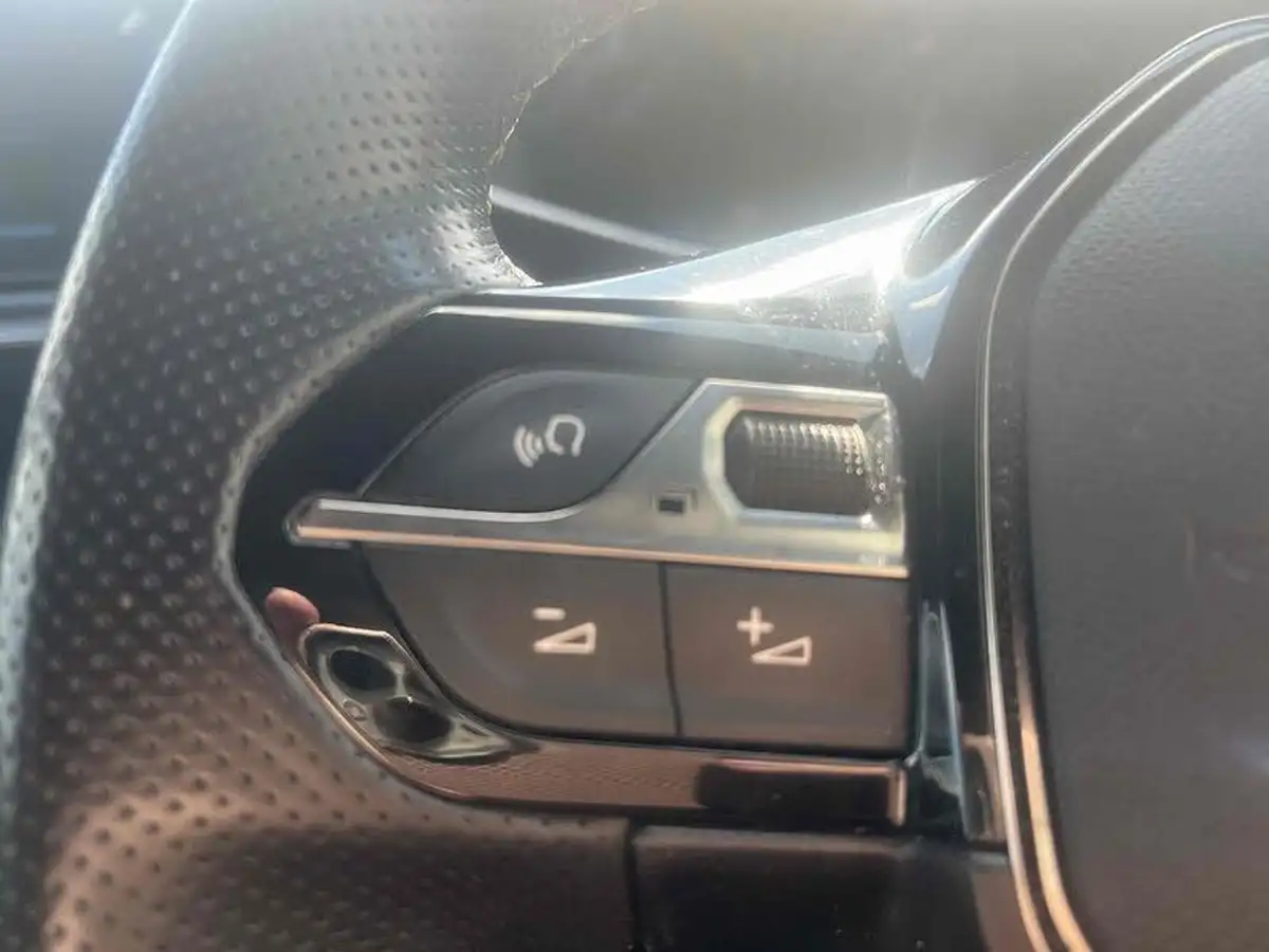2022-peugeot-208-e-gt-136bhp-50kwh-big-31