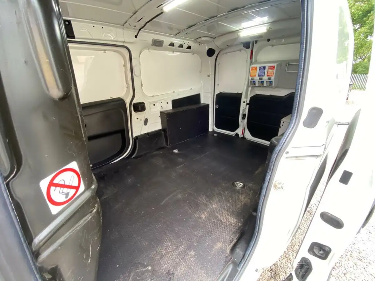 2015-fiat-doblo-cargo-16td-105eu-v-l1-refrigerated-van-big-13