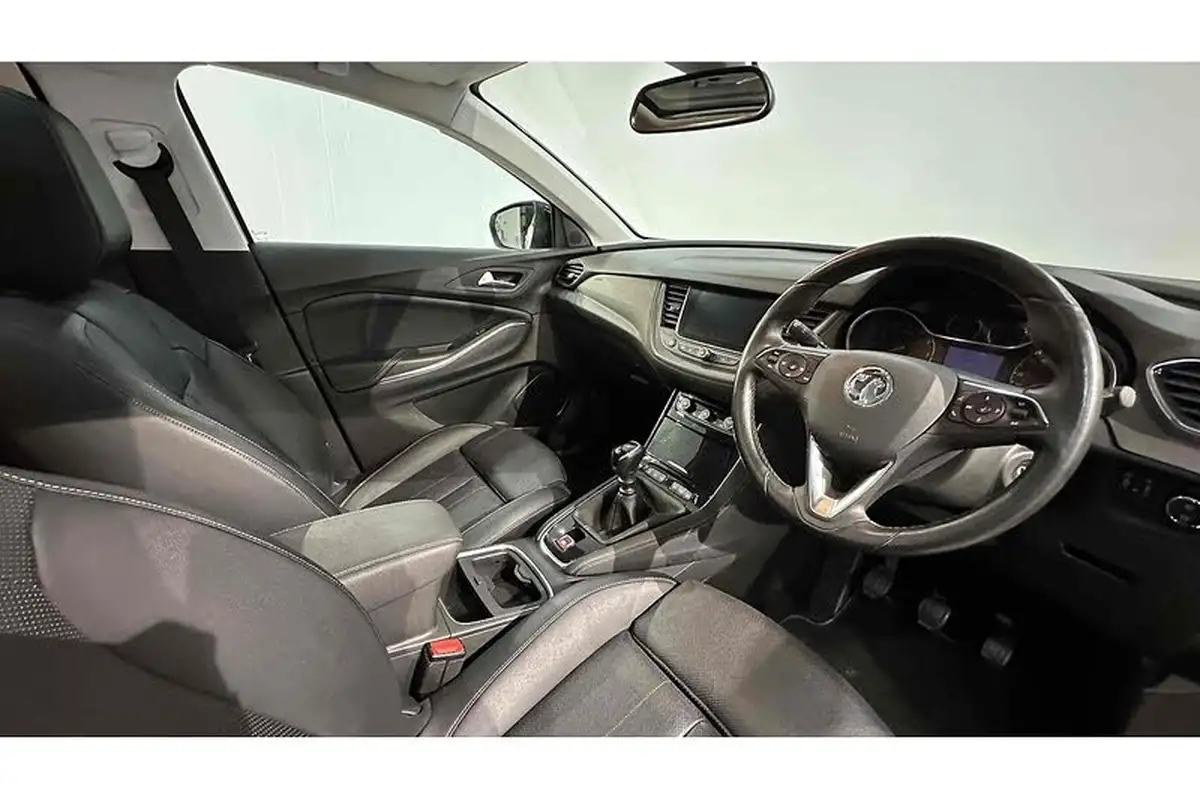 2019-vauxhall-grandland-x-12-elite-nav-ss-big-31