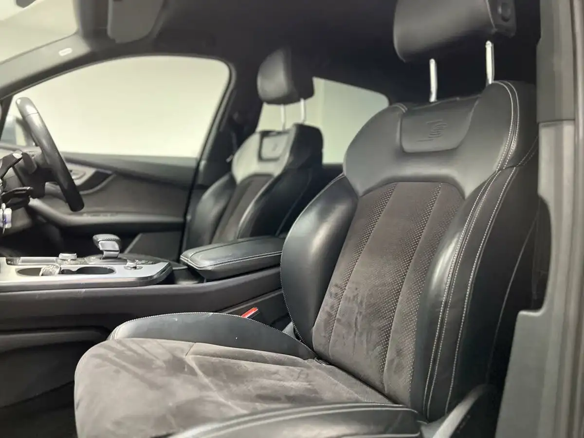 2017-audi-q7-30tdi-quattro-s-line-272ps-big-23