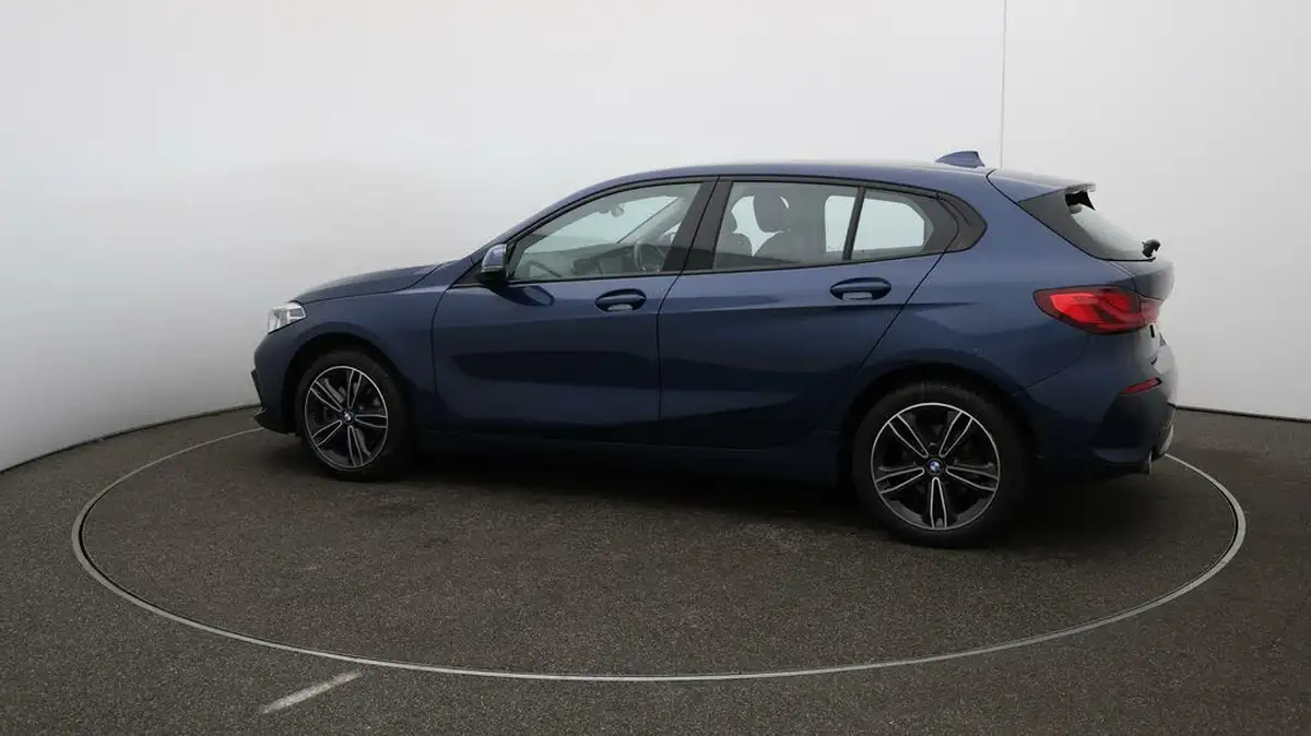 2022-bmw-1-series-15-118i-sport-big-47