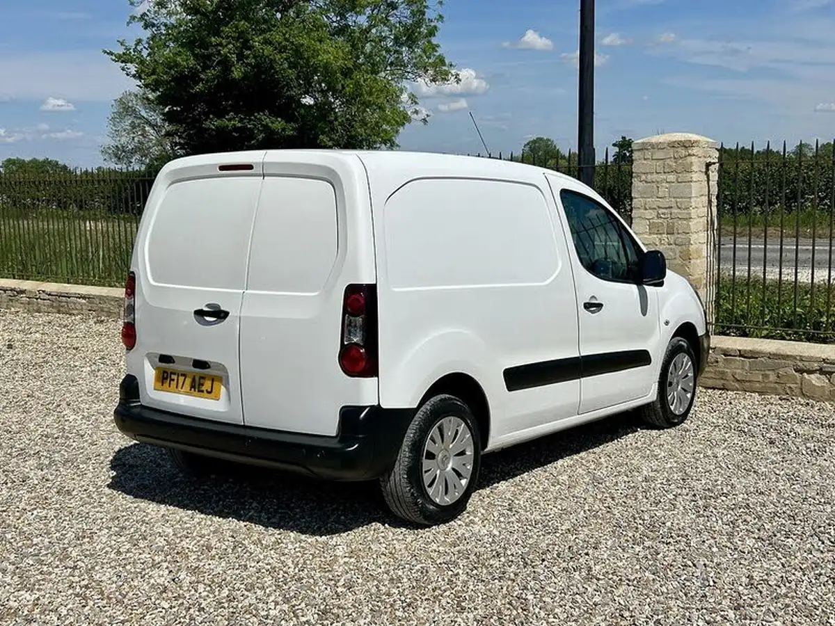 2017-citroen-berlingo-16td-l1-850-enterprise-special-edition-16bluehdi-100eu6-panel-big-17
