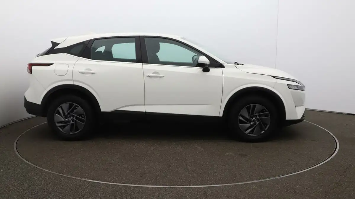 2022-nissan-qashqai-13-dig-t-acenta-premium-140ps-big-47