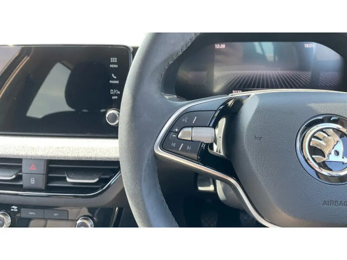 2024-skoda-scala-10-tsi-se-95ps-big-16