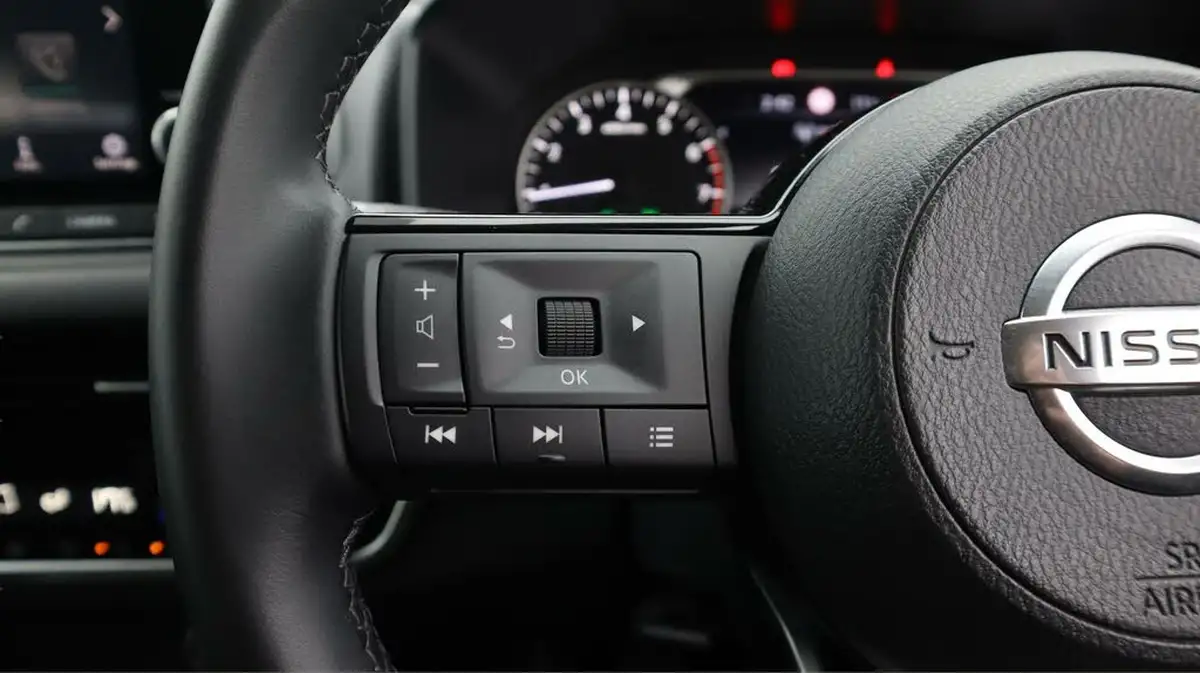 2022-nissan-qashqai-13-dig-t-acenta-premium-140ps-big-23