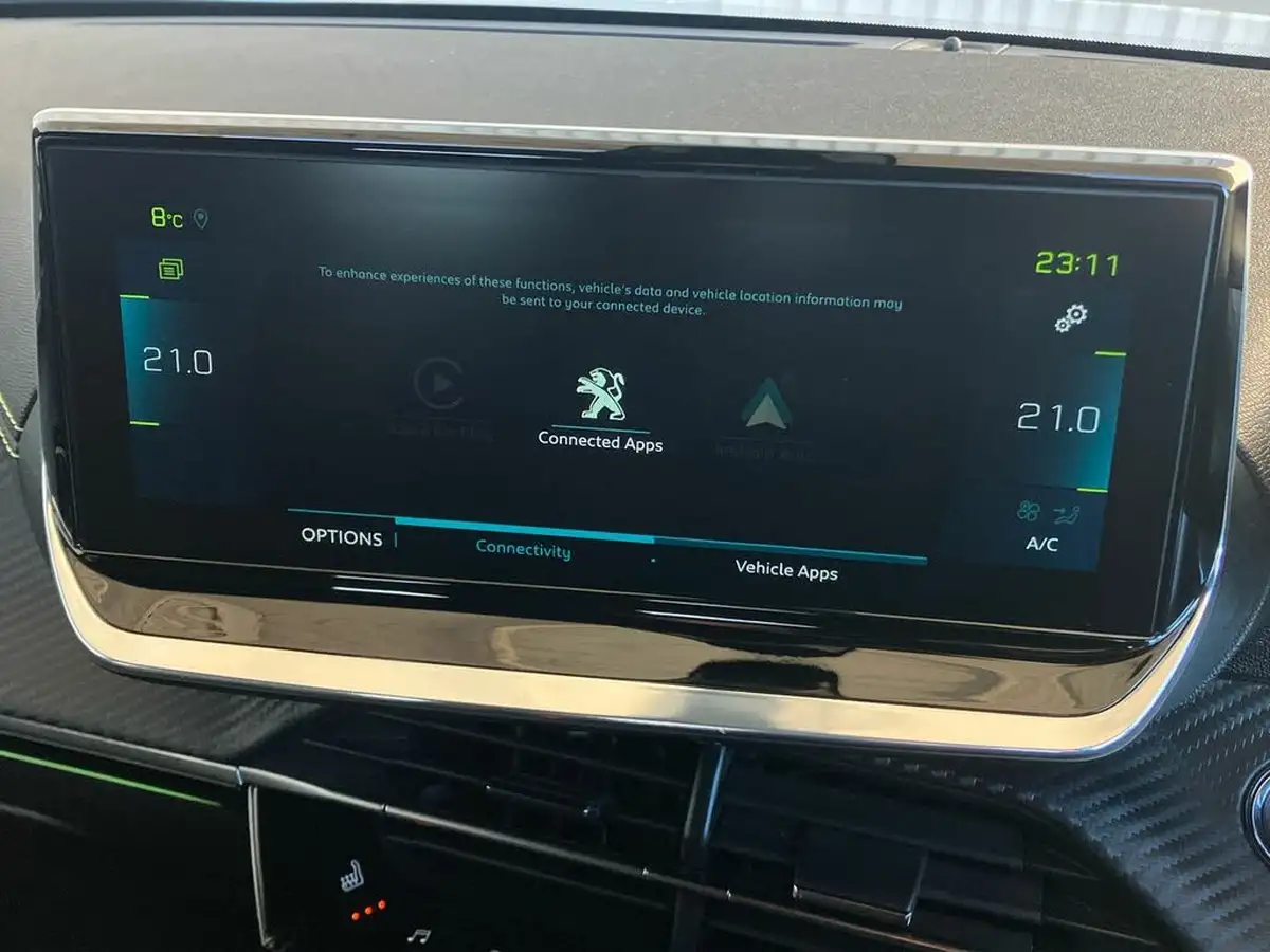 2021-peugeot-2008-suv-e-gt-50kwh-big-34