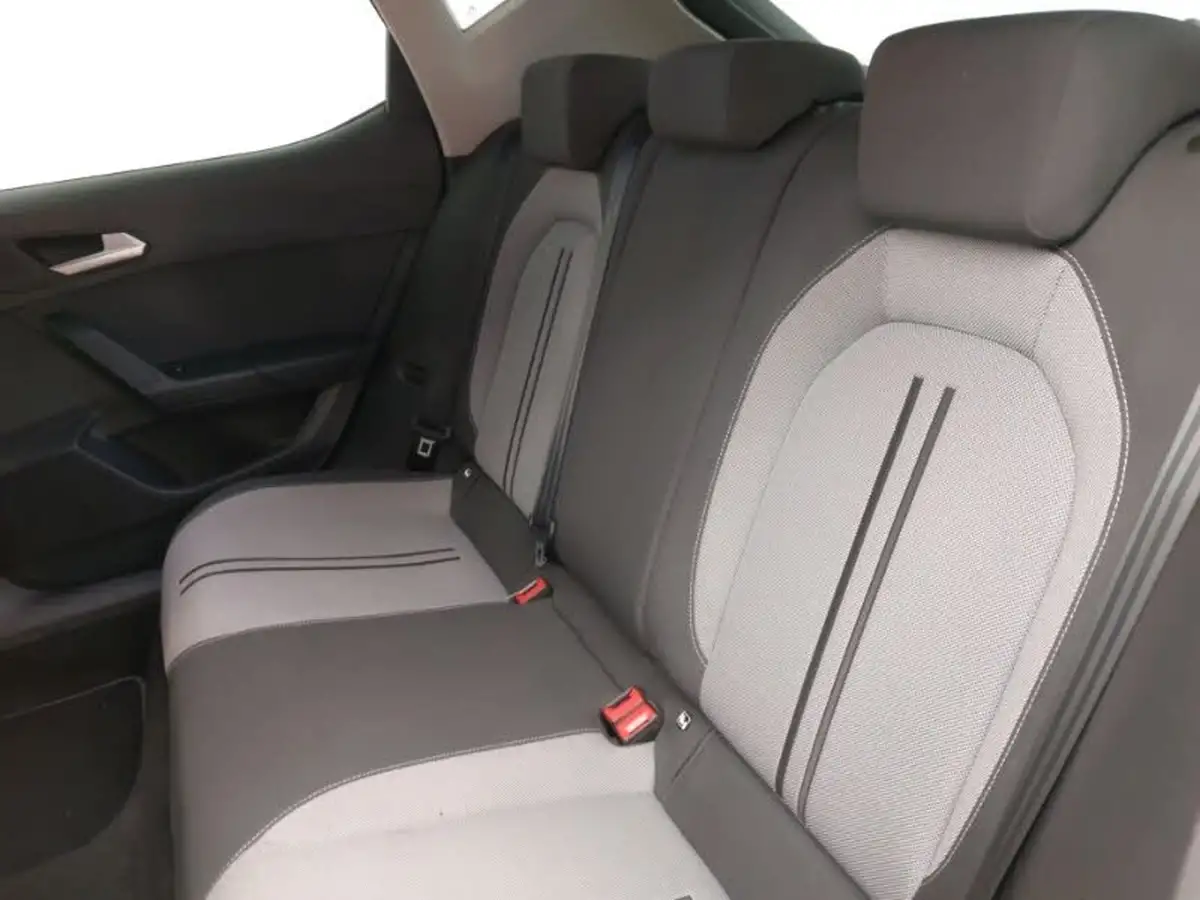 2021-seat-leon-10-tsi-evo-se-dynamic-hatchback-big-5