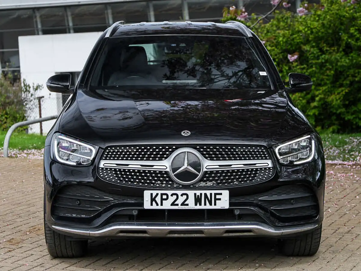 2022-mercedes-benz-glc-class-20d-glc300d-amg-line-premium-245ps-station-wagon-5d-1950cc-big-12