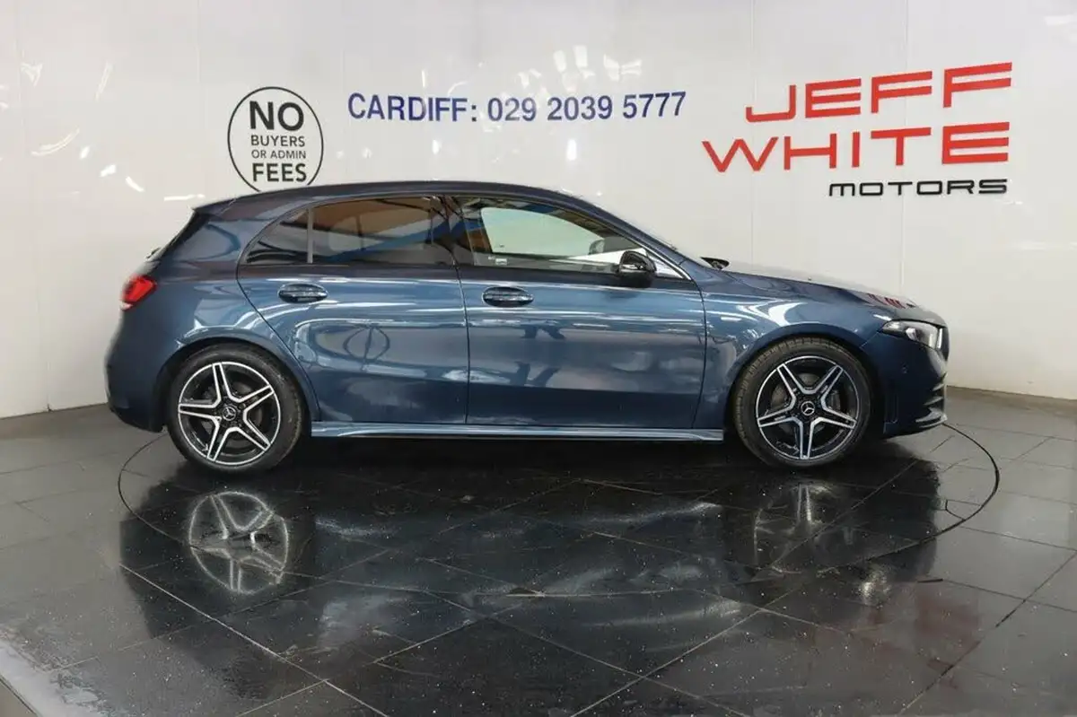 2022-mercedes-benz-a-class-13-a180-amg-line-executive-edition-hatchback-5d-7g-dct-big-5