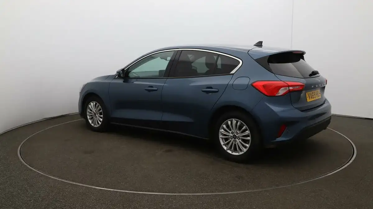 2020-ford-focus-10t-titanium-hatchback-auto-big-32