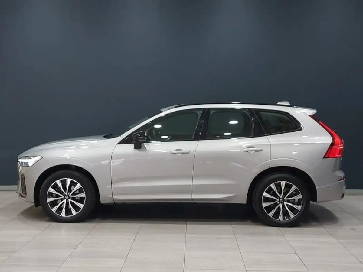 2023-volvo-xc60-20-b5-plus-big-3