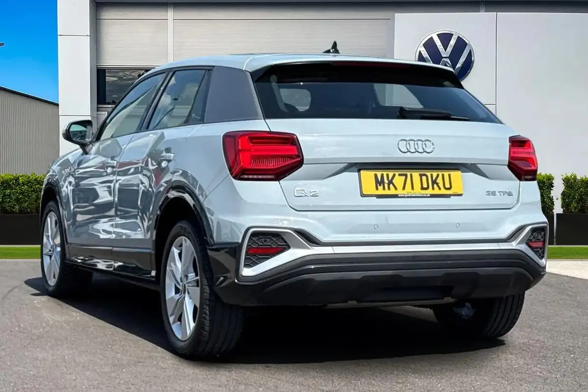 2021-audi-q2-15-35-tfsi-s-line-big-1