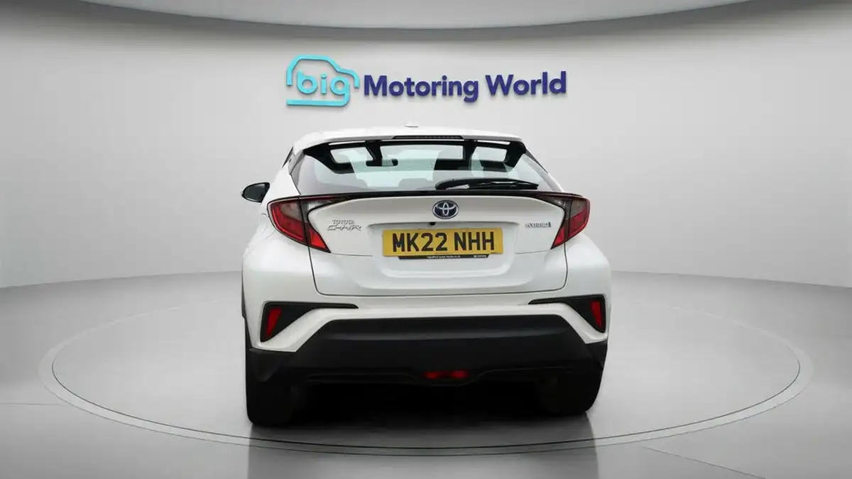 2022-toyota-c-hr-18-vvt-i-icon-big-6