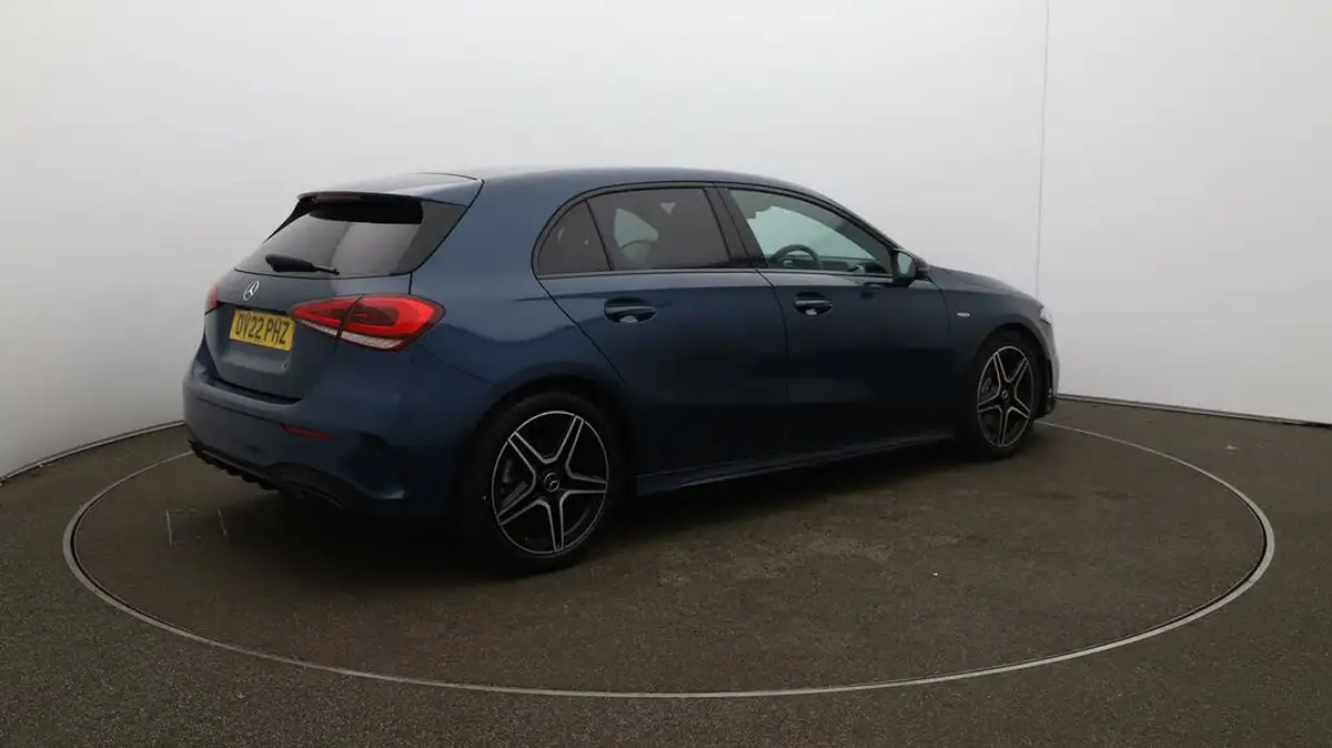 2022-mercedes-benz-a-class-13-a180-amg-line-executive-edition-hatchback-5d-7g-dct-big-44