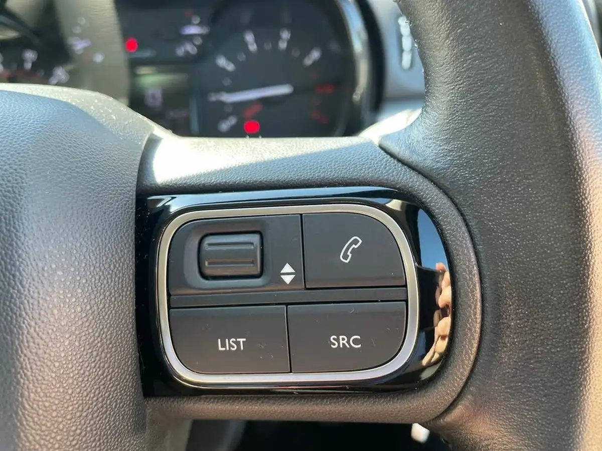 2020-citroen-c3-12-puretech-flair-83ps-big-16